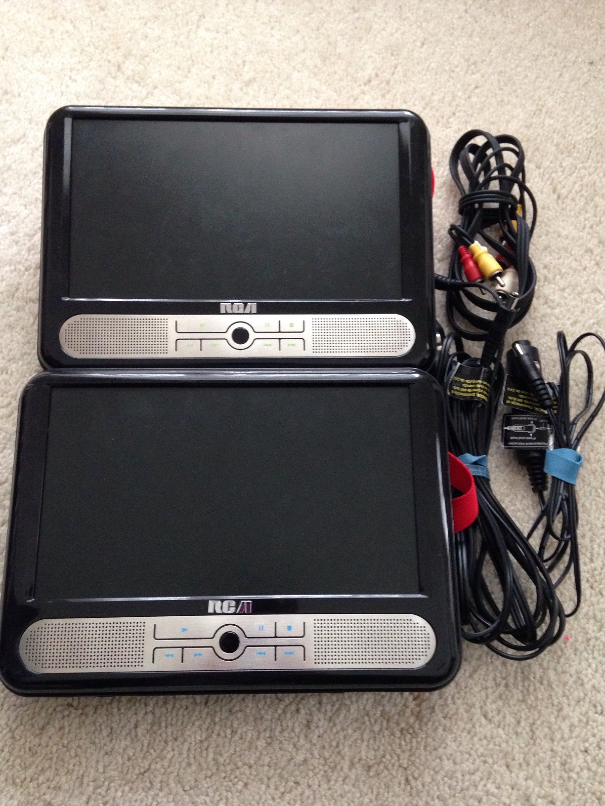 Used  2012 RCA DRC 6296 Twin 9 Inch Mobile DVD Player