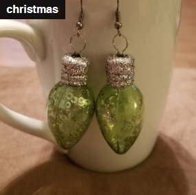 New Womens    Green Christmas Light Bulb Earrings
