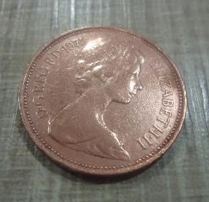 Used  1971 Britain  2 Pence Coin