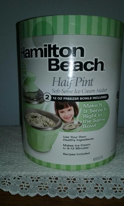 Like New    Hamilton Beach Soft Ice Cream Maker