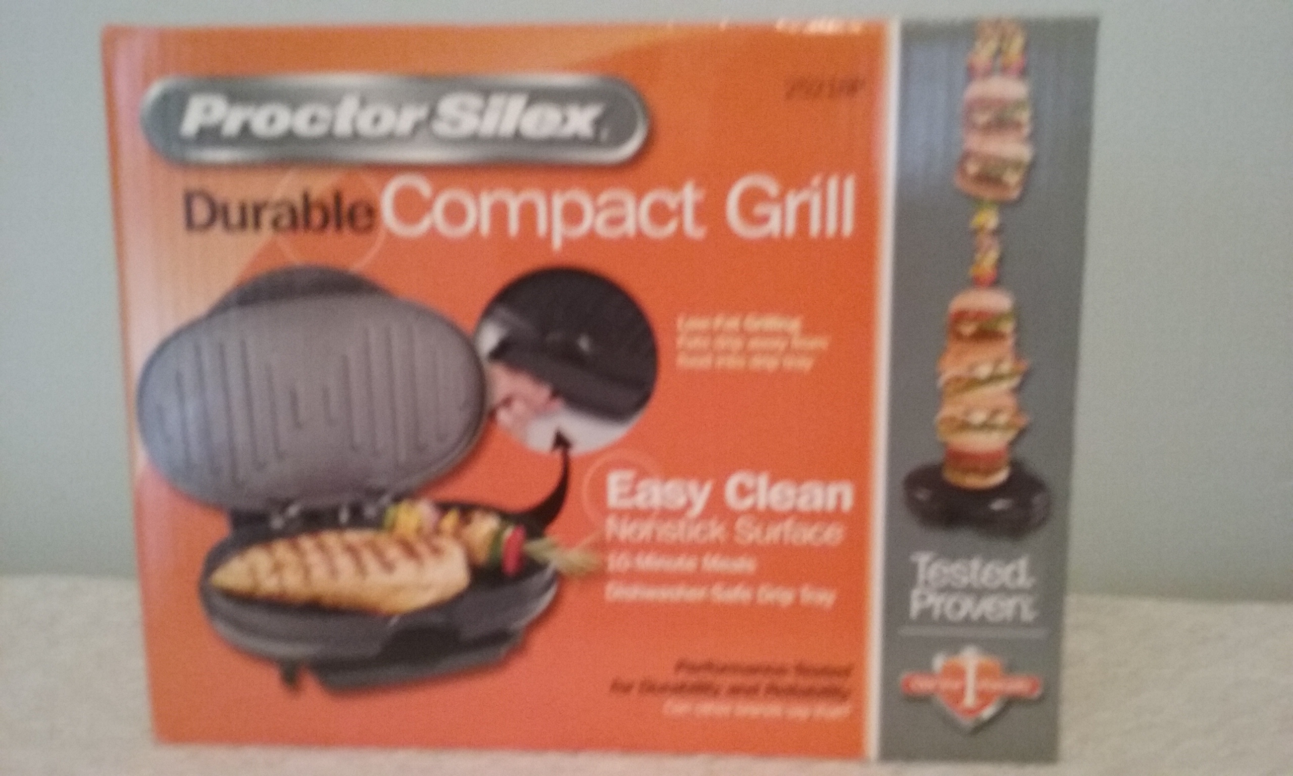 New   Proctor Silex 25218P Compact Grill