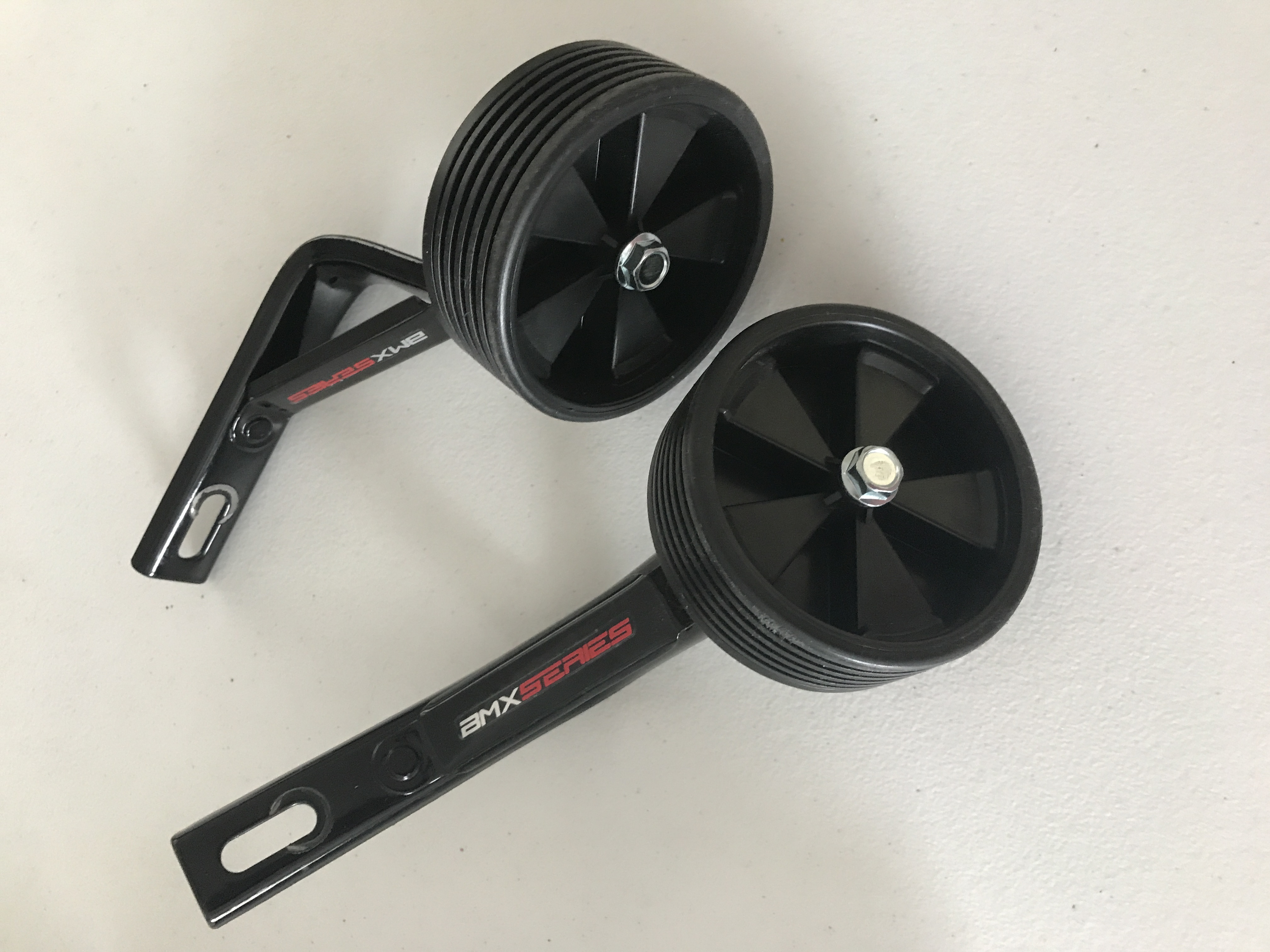 Used     Used Black Training Wheels