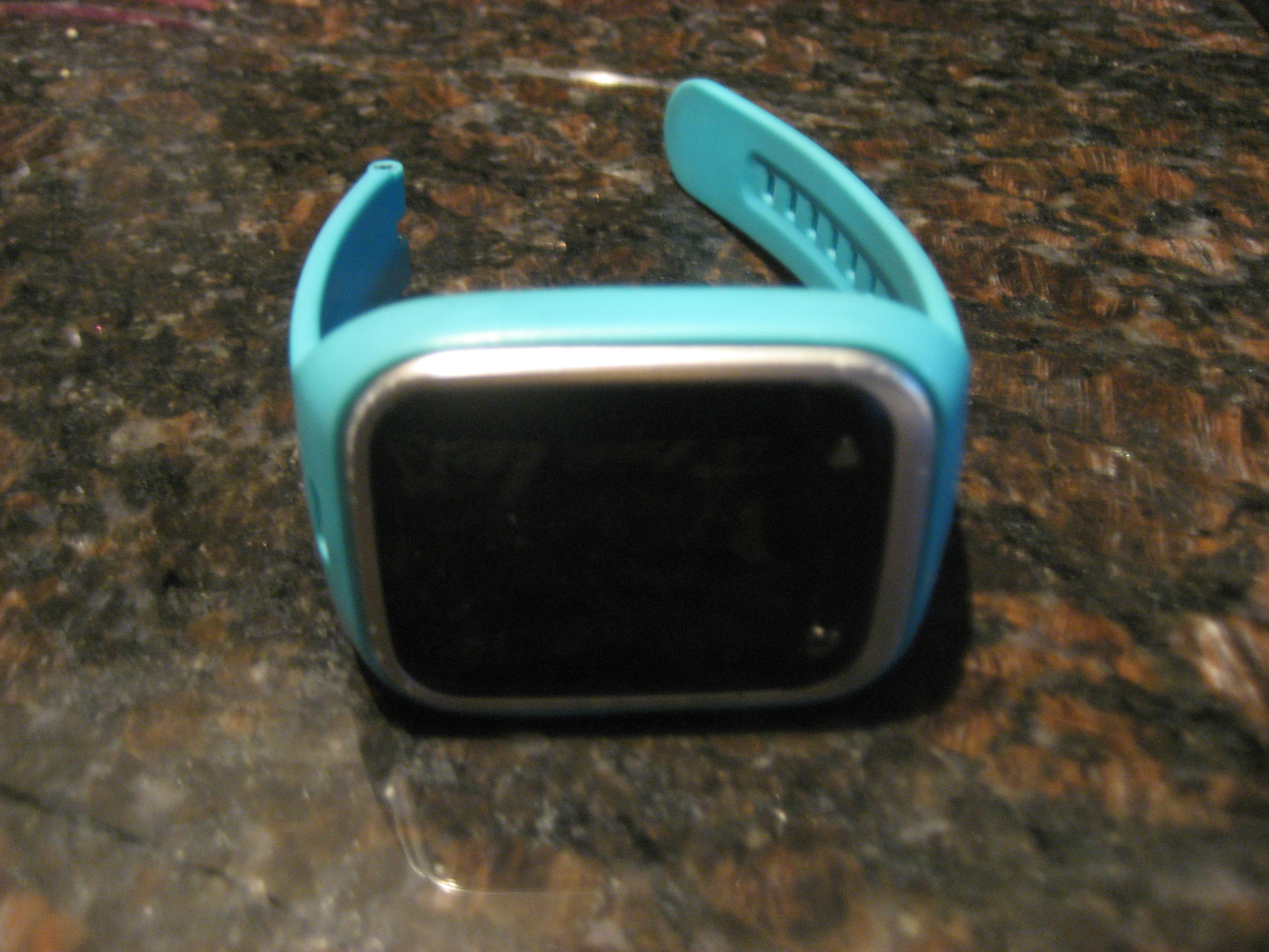Used     Used Blue Verizon Gizmo Wristband For Parts